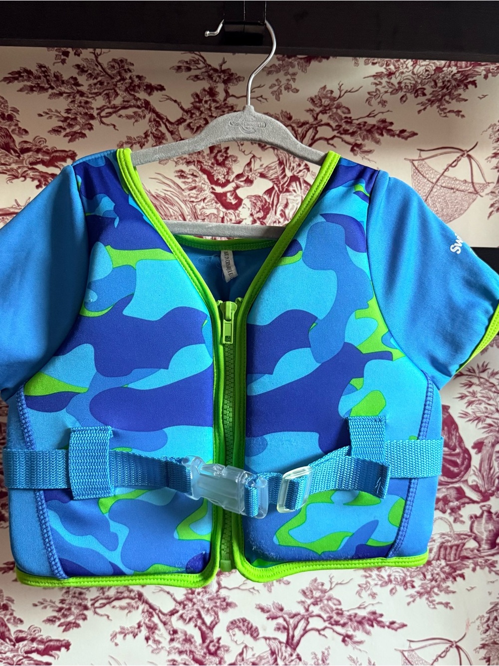 SwimSchool Kids Blue Camo Flotation Swim Vest Jacket w/ Zipper & Buckle